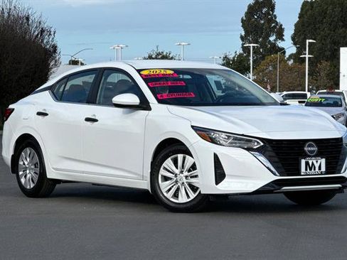 New 2025 Nissan Sentra S image 2