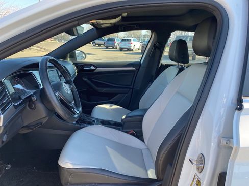 Used 2019 Volkswagen Jetta R-Line image 7