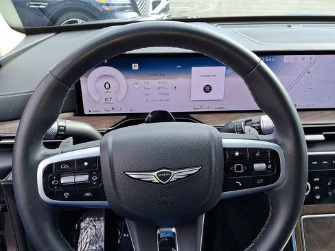 Used 2025 Genesis GV80 2.5T Advanced image 16