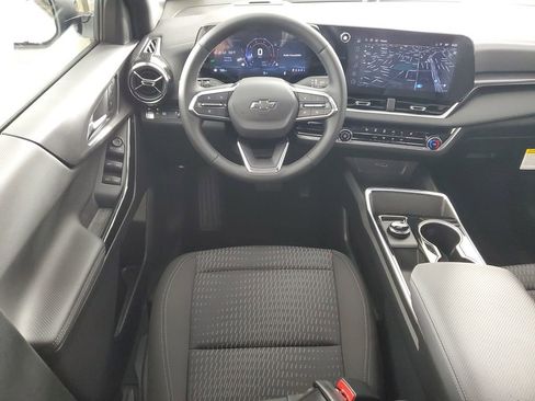 New 2026 Chevrolet Equinox LT image 14