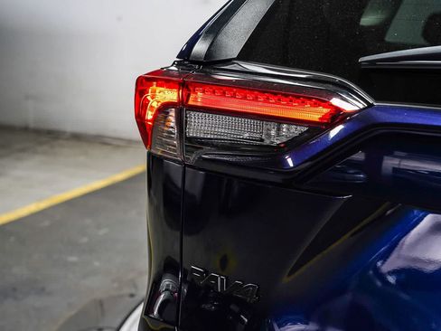 Certified 2025 Toyota RAV4 XLE FWD image 12
