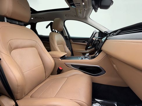 Used 2021 Jaguar F-PACE S AWD/4WD image 32