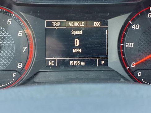 Used 2023 Chevrolet TrailBlazer RS w/ Sun and Liftgate Package image 19