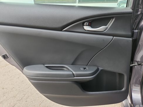 Used 2019 Honda Civic Sport image 23