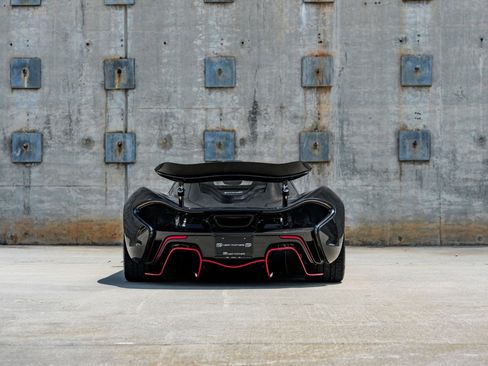 Used 2012 McLaren P1 RWD image 12