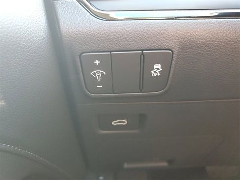 New 2026 Kia K5 EX image 24