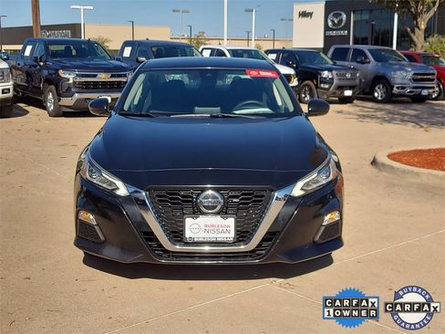 Certified 2022 Nissan Altima 2.5 SV image 5