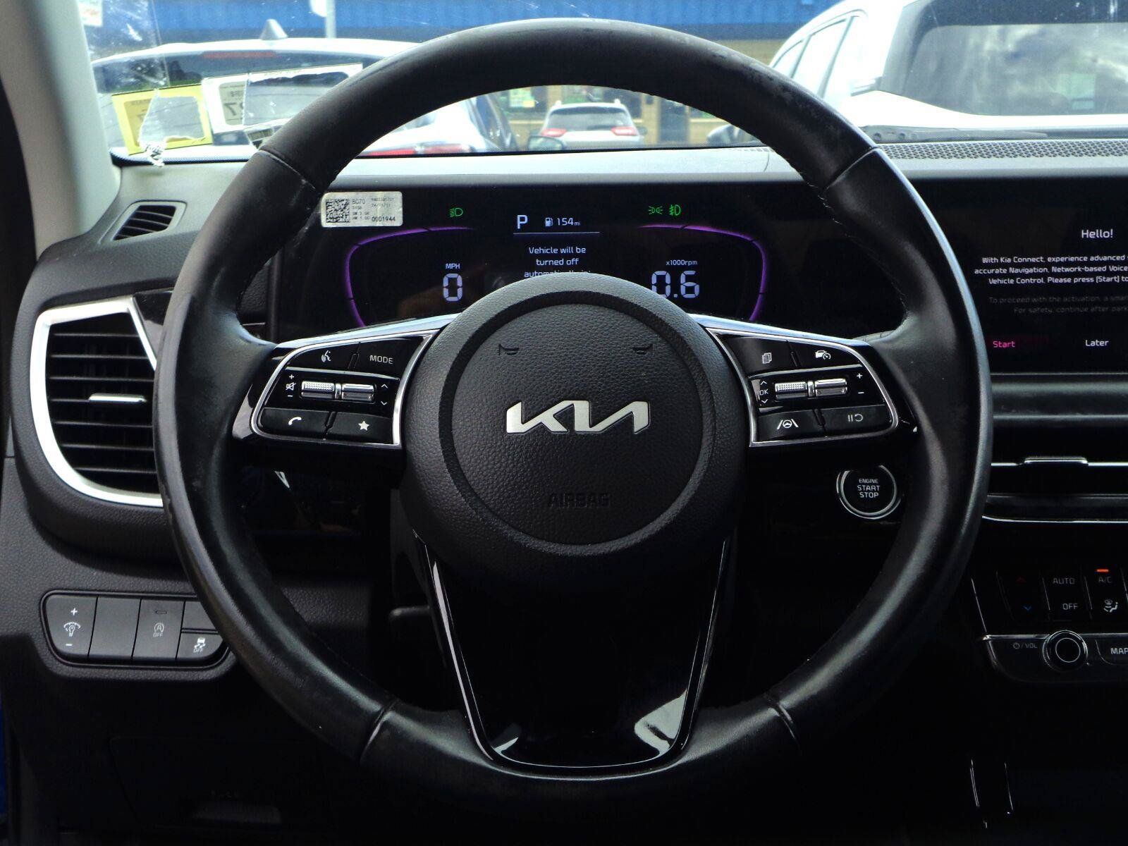 Used 2025 Kia Seltos S AWD/4WD image 10