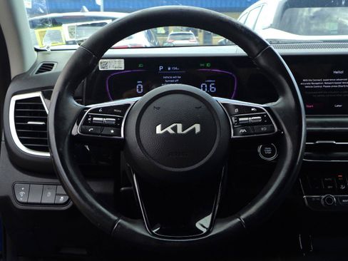 Used 2025 Kia Seltos S AWD/4WD image 10