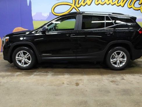 Certified 2023 GMC Terrain SLE w/ Driver Convenience Package FWD image 7