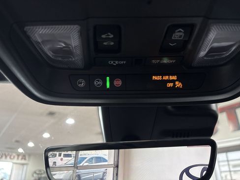 Used 2020 Cadillac XT4 Sport image 16