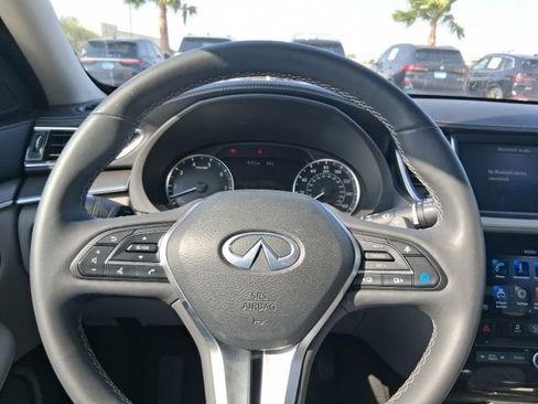 Used 2023 INFINITI QX50 Luxe FWD image 8