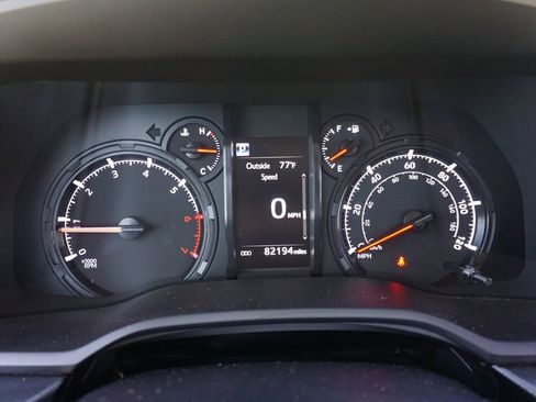 Used 2021 Toyota 4Runner SR5 AWD/4WD image 7