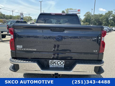 Used 2023 Chevrolet Silverado 1500 LT AWD/4WD image 4