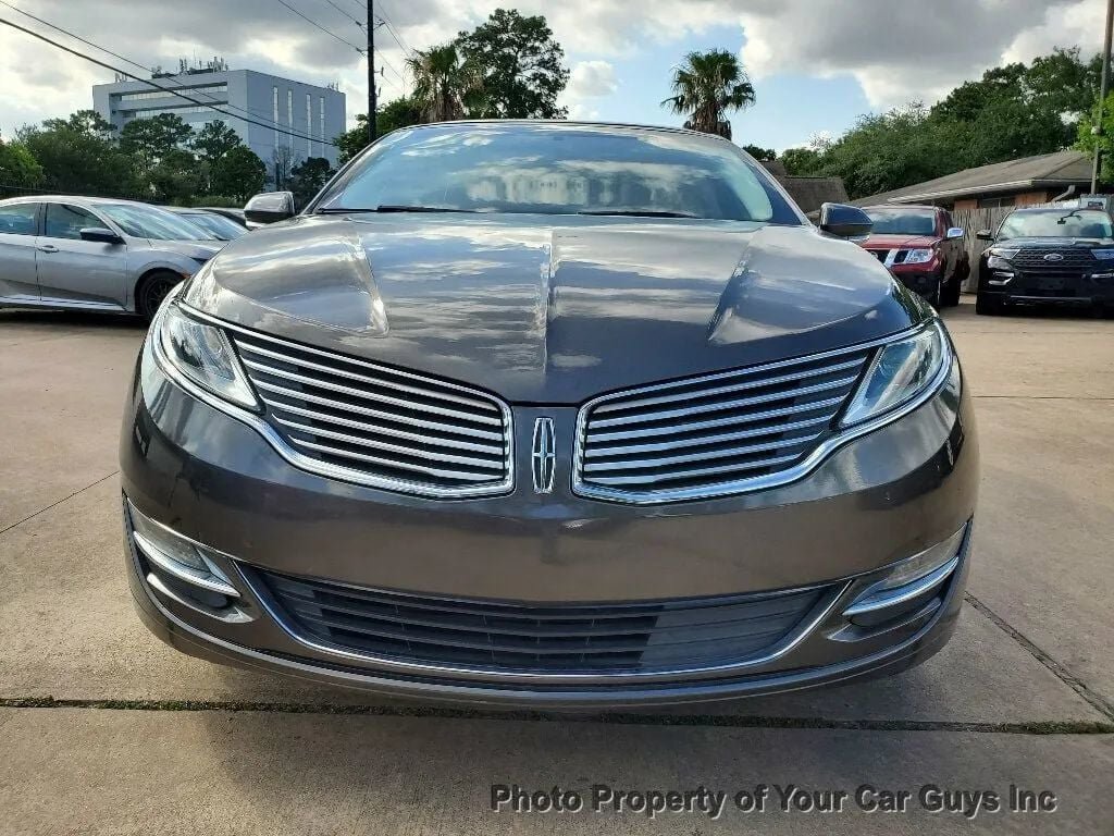 Used 2016 Lincoln MKZ w/ Equipment Group 300A Reserve FWD image 2