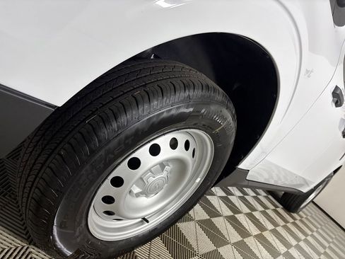 Used 2025 Ford Maverick XLT w/ Equipment Group 302A image 31