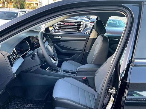 New 2026 Volkswagen Jetta SE image 21