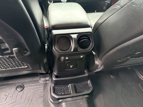Used 2021 Jeep Wrangler Unlimited Rubicon w/ Trailer Tow Package image 22
