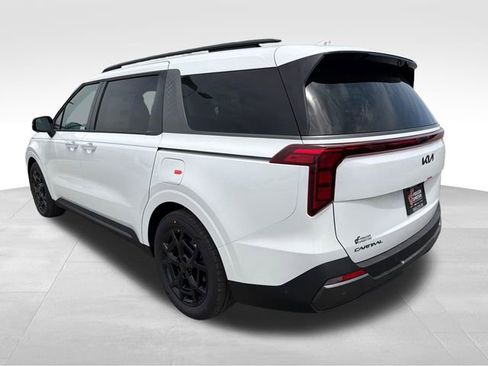 New 2026 Kia Carnival SX FWD image 5