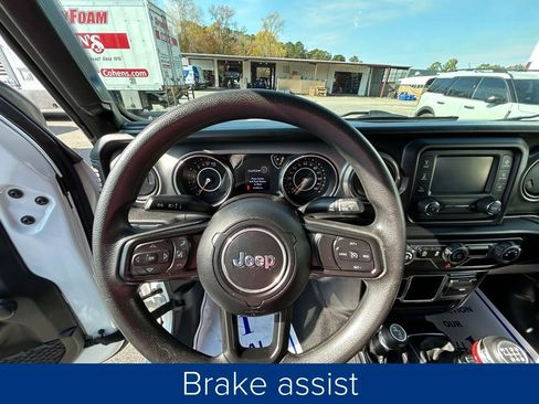 Used 2021 Jeep Wrangler Sport image 25