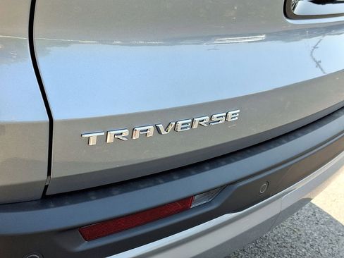 New 2025 Chevrolet Traverse LT w/ LPO, Floor Liner Package image 19