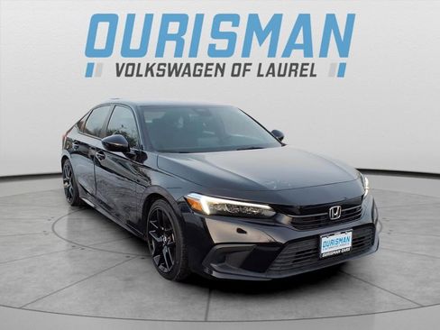 Used 2023 Honda Civic Sport image 1