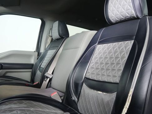 Used 2017 Ford F250 XL w/ STX Appearance Package image 9