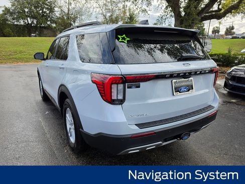 New 2026 Ford Explorer Active w/ Active Comfort Package image 2