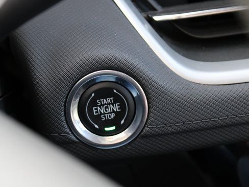 Used 2025 Chevrolet TrailBlazer LT image 34