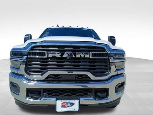 Used 2025 RAM 2500 Tradesman AWD/4WD image 8