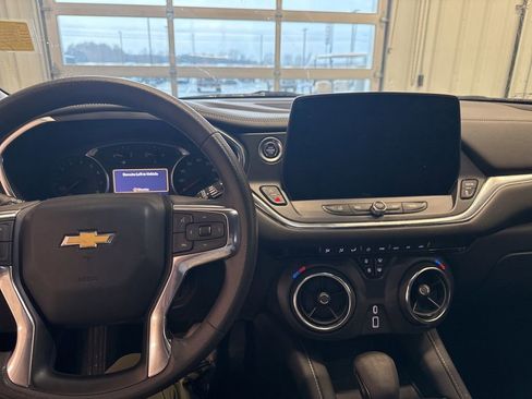 Used 2023 Chevrolet Blazer LT w/ Midnight/Sport Edition image 9