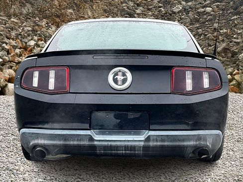 Used 2012 Ford Mustang Premium image 4