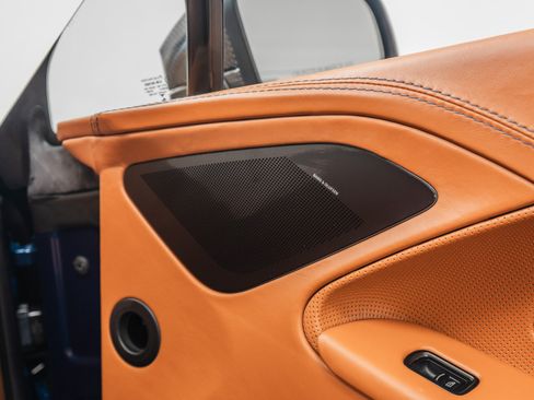 Used 2016 Aston Martin Vanquish Volante RWD image 47