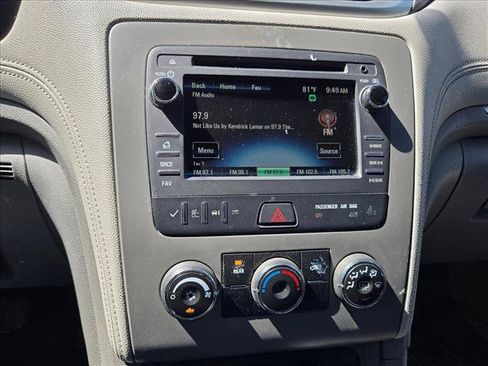 Used 2017 Chevrolet Traverse LS FWD image 13
