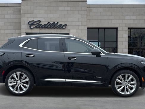 Used 2023 Buick Envision Avenir image 2