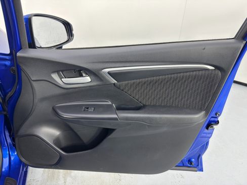 Used 2019 Honda Fit EX image 38