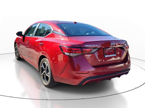Certified 2024 Nissan Sentra SV FWD image 5