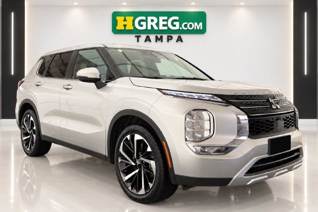 Used 2024 Mitsubishi Outlander SE FWD image 4