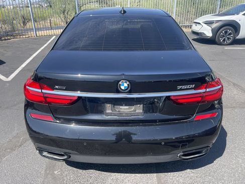 Used 2019 BMW 750i xDrive w/ M Sport Package AWD/4WD image 10