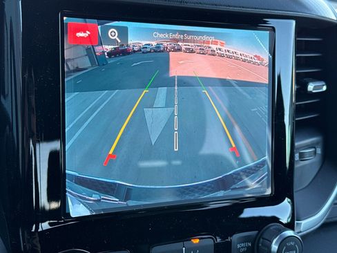 New 2026 RAM 1500 4x4 Crew Cab image 17