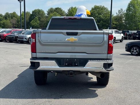 Used 2024 Chevrolet Silverado 2500 LT w/ All Star Edition AWD/4WD image 4