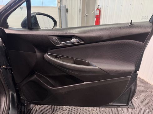 Used 2017 Chevrolet Cruze LT w/ Convenience Package image 15