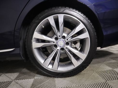 Used 2017 Mercedes-Benz C 300 Sedan image 31