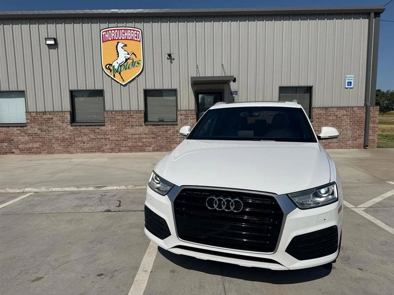 Used 2018 Audi Q3 2.0T Premium w/ Convenience Package FWD image 4