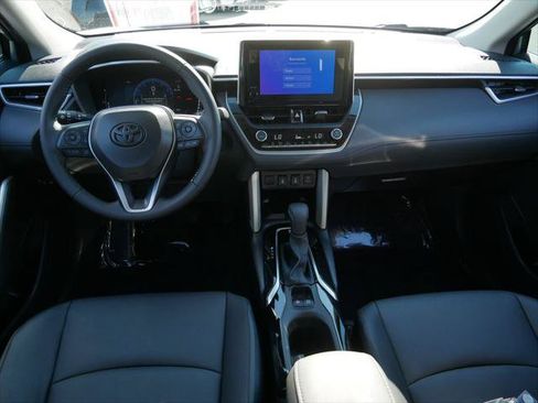 Certified 2025 Toyota Corolla Cross XLE AWD/4WD image 13