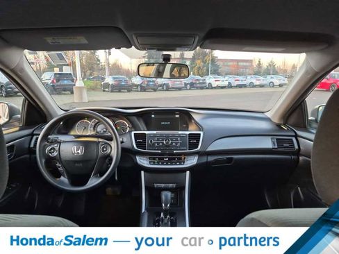 Used 2015 Honda Accord LX image 10