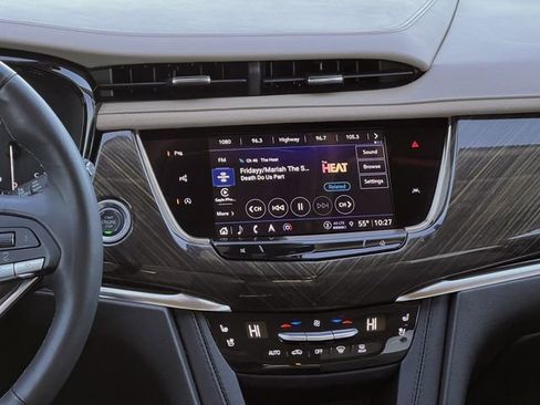 Certified 2023 Cadillac XT6 Premium Luxury w/ Platinum Package image 19