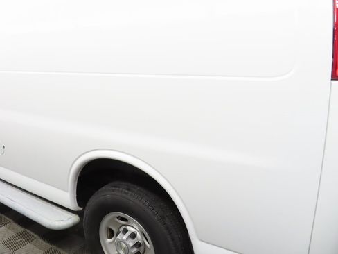 Used 2021 Chevrolet Express 2500 Work Van w/ Driver Convenience Package image 31