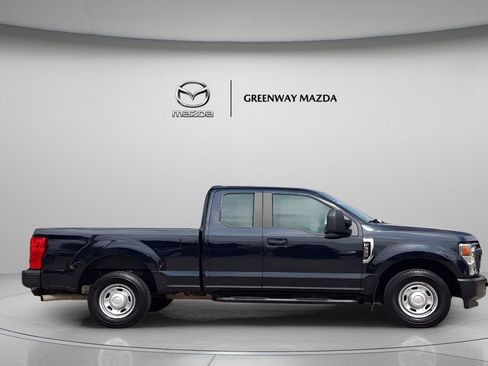 Used 2021 Ford F350 XL w/ Power Equipment Group RWD image 8