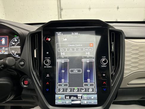 Used 2025 Subaru Forester Premium w/ Convenience Package #1 image 32